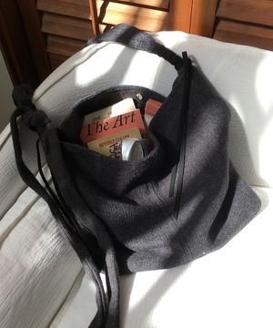 롤링 니트 빅 백-차콜