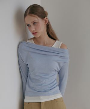 드레이프 오프숄더 티셔츠-스카이블루