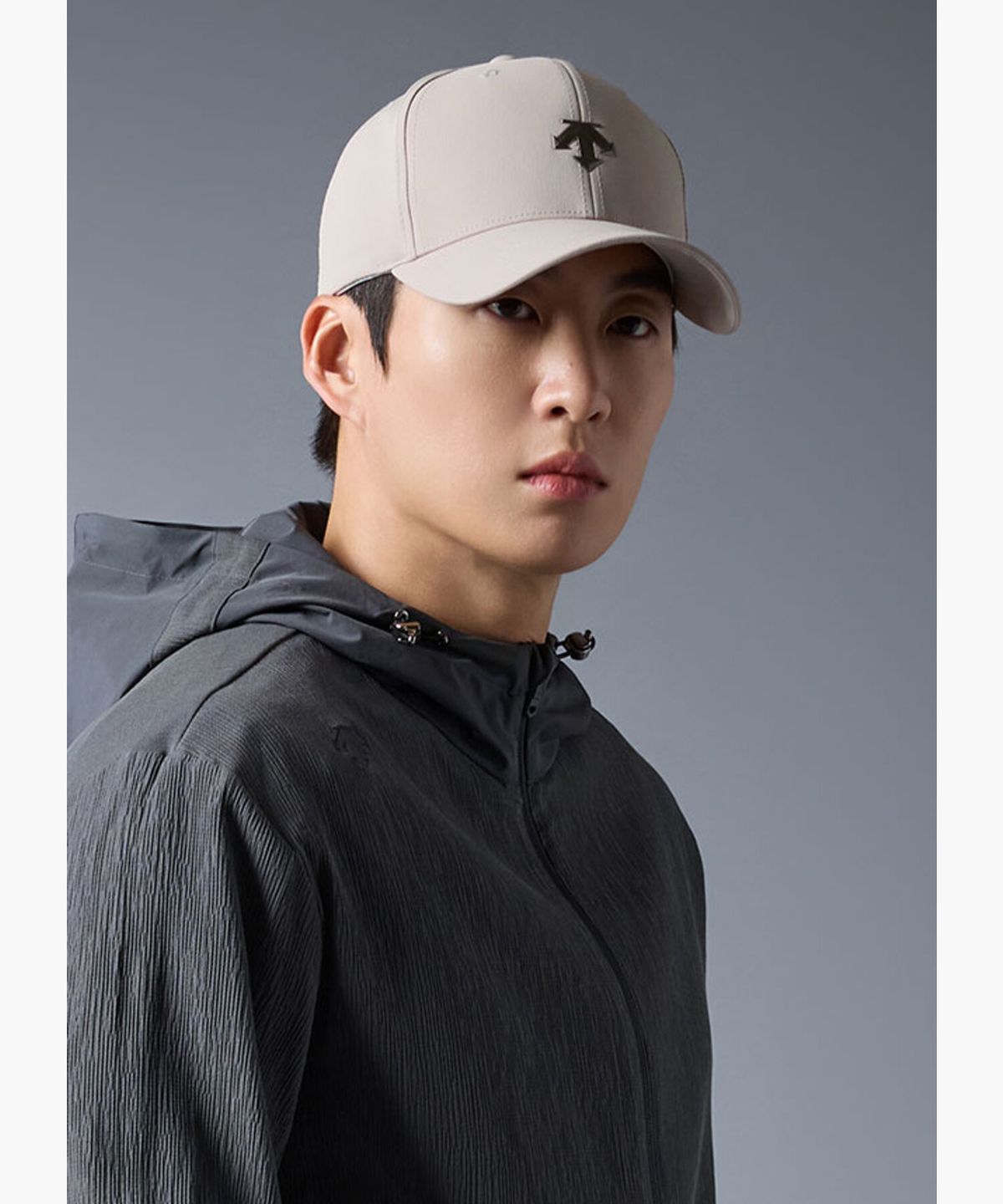 데상트 골프(DESCENTE GOLF) 남성 에센셜 델타 스피릿 기본캡  DR12MFCP11