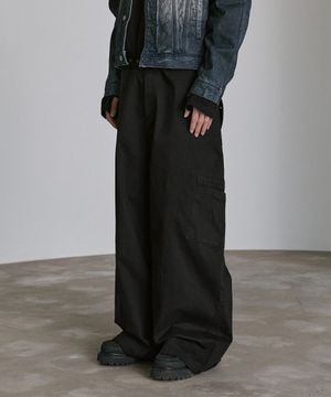 코튼 커브드 카고 와이드 팬츠 - 블랙