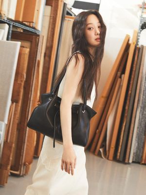 [정려원 착용] Plie Shoulder Medium FA6SB365-FH