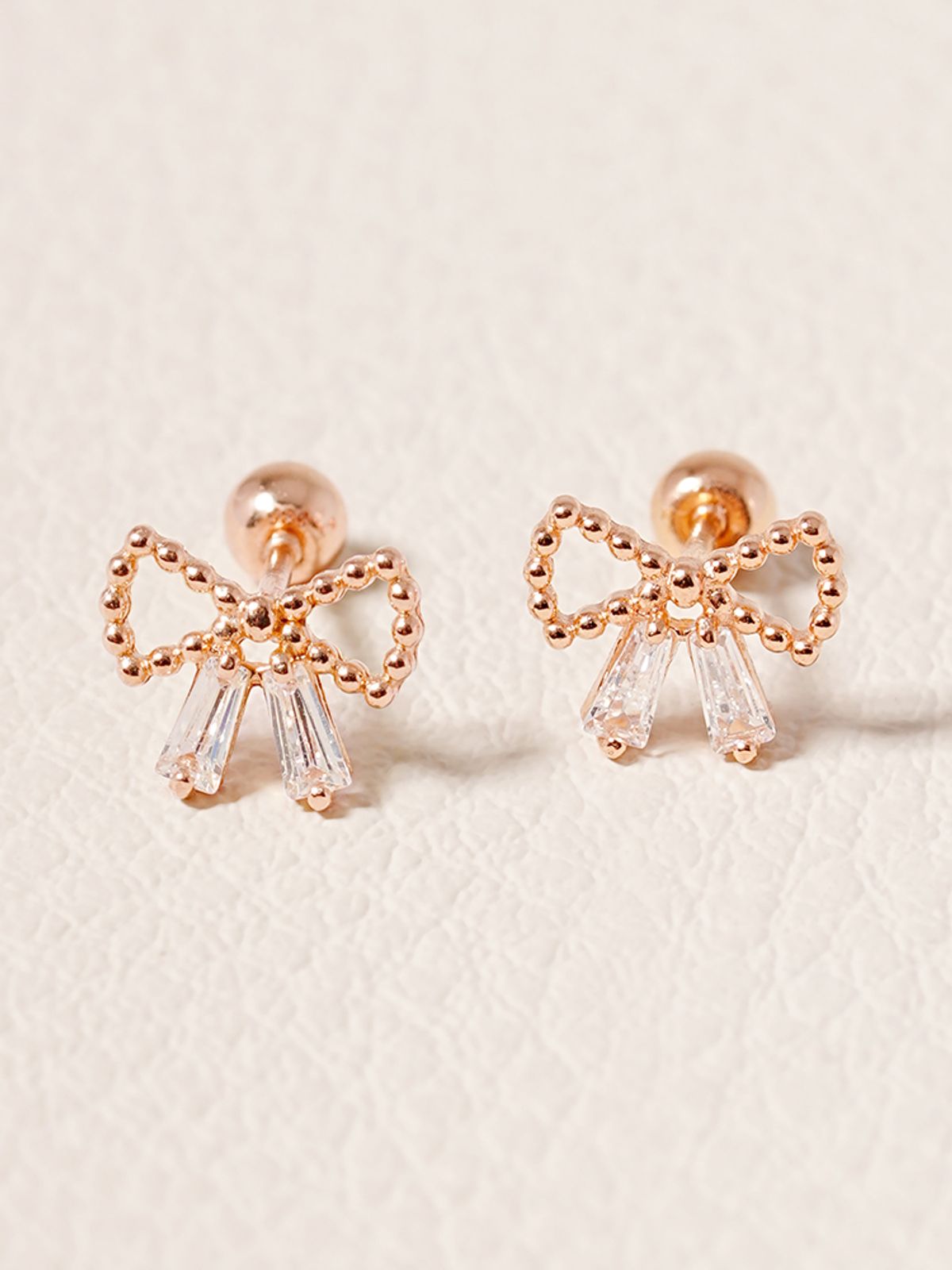 미니멀피어싱(MINIMALPIERCING) 14K 샤이닝 리본 매듭 피어싱 귀걸이