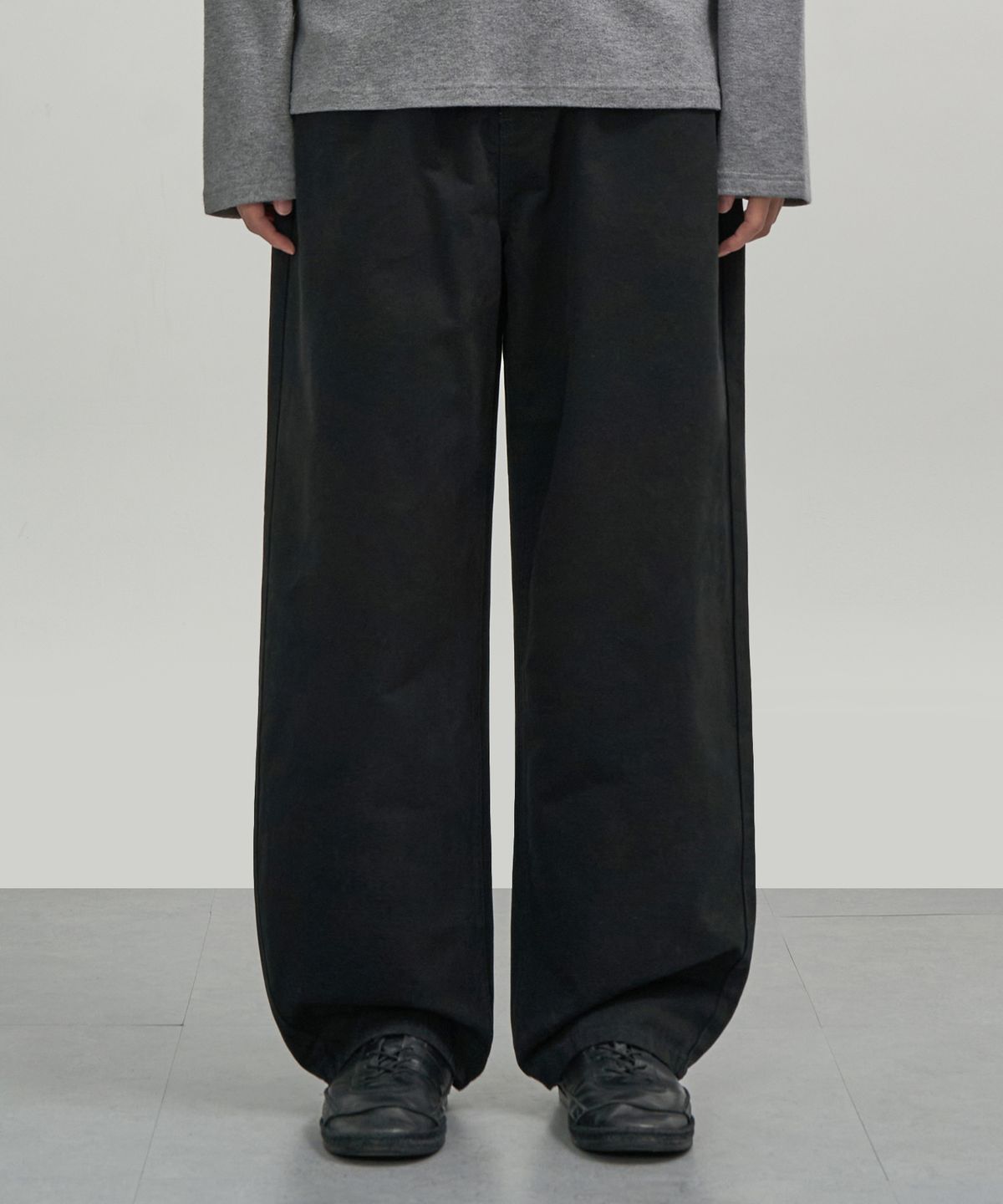 엑스컨테이너(EXCONTAINER) 커브드 와이드 코튼 팬츠 (BLACK)