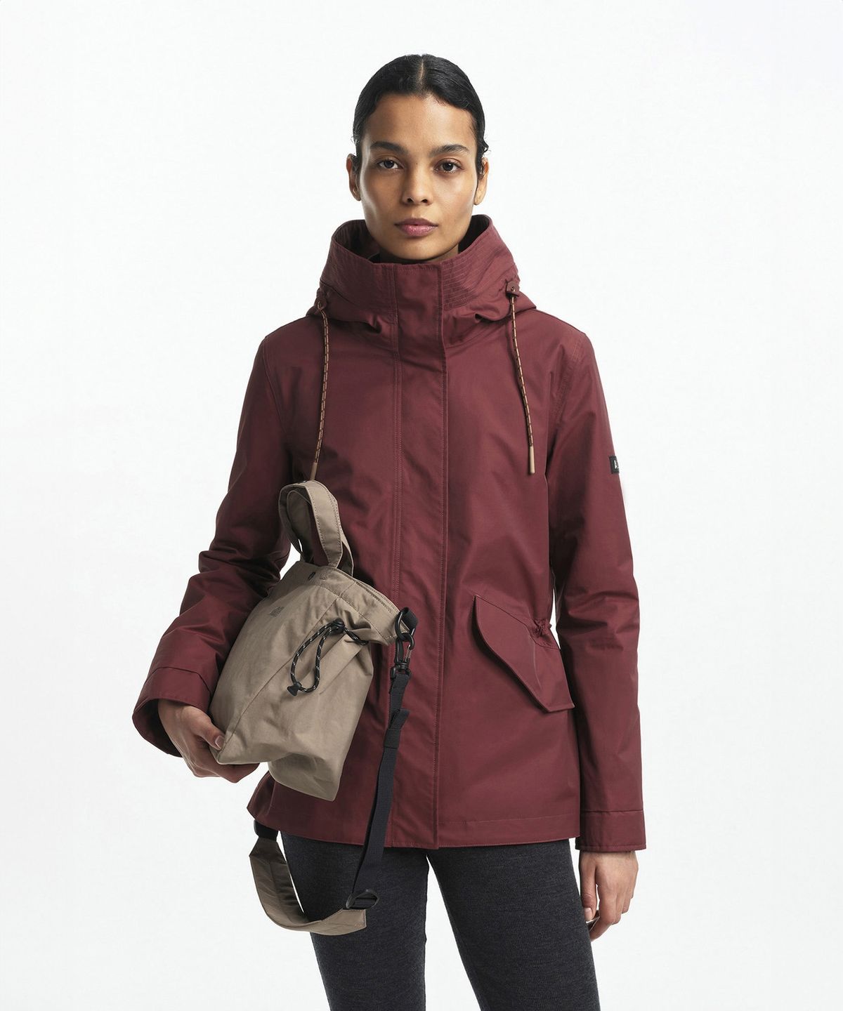 에이글(Aigle) 여성 MTD® 미드기장 후드 점퍼 AIS24WOUT006AND