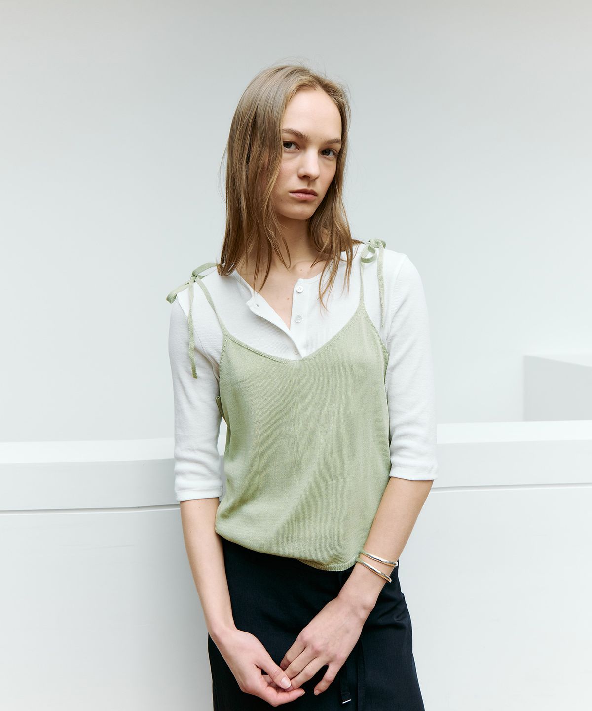 더 릴(THE LILLE) Twoway String Sleeveless Knit_Light Olive