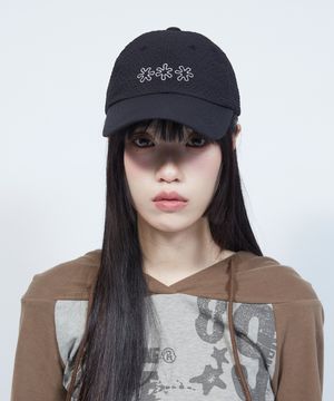 심플 모티프 자수 라이트 볼캡 BLACK