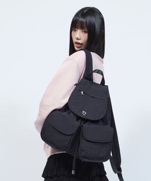 플로럴 로고 라이트 투 포켓 백팩 BLACK