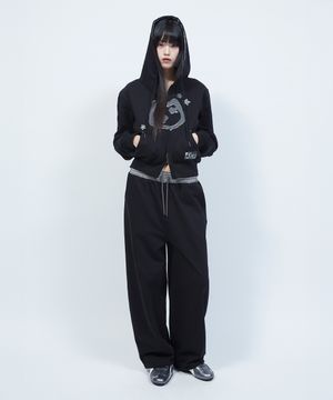 스타 아플리케 포인트 스트링 스웻 팬츠 BLACK