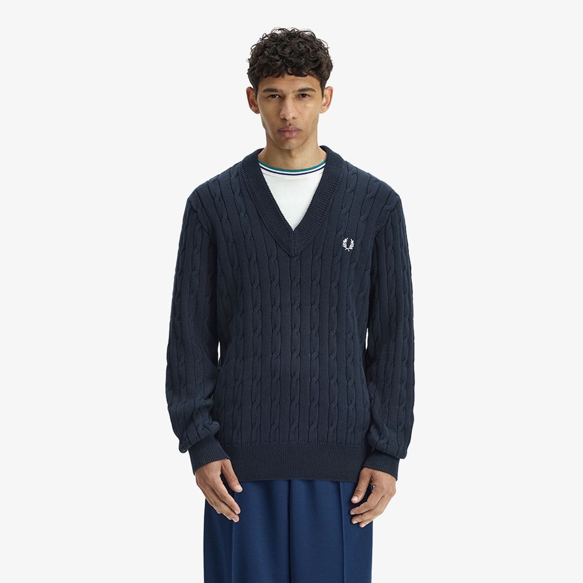 프레드페리(FRED PERRY) [Sport] 케이블 니트 브이넥 스웨터 - 네이비 AFPM2612321-608