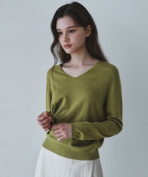 소프트 린 브이넥 니트_OLIVE(WC26KN13)