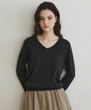 소프트 린 브이넥 니트_CHARCOAL(WC26KN13)
