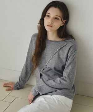 사선 버튼 라운드 니트_GRAY(WC26KN07)