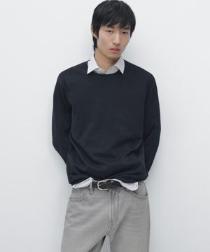 코튼 라운드넥 니트 스웨터