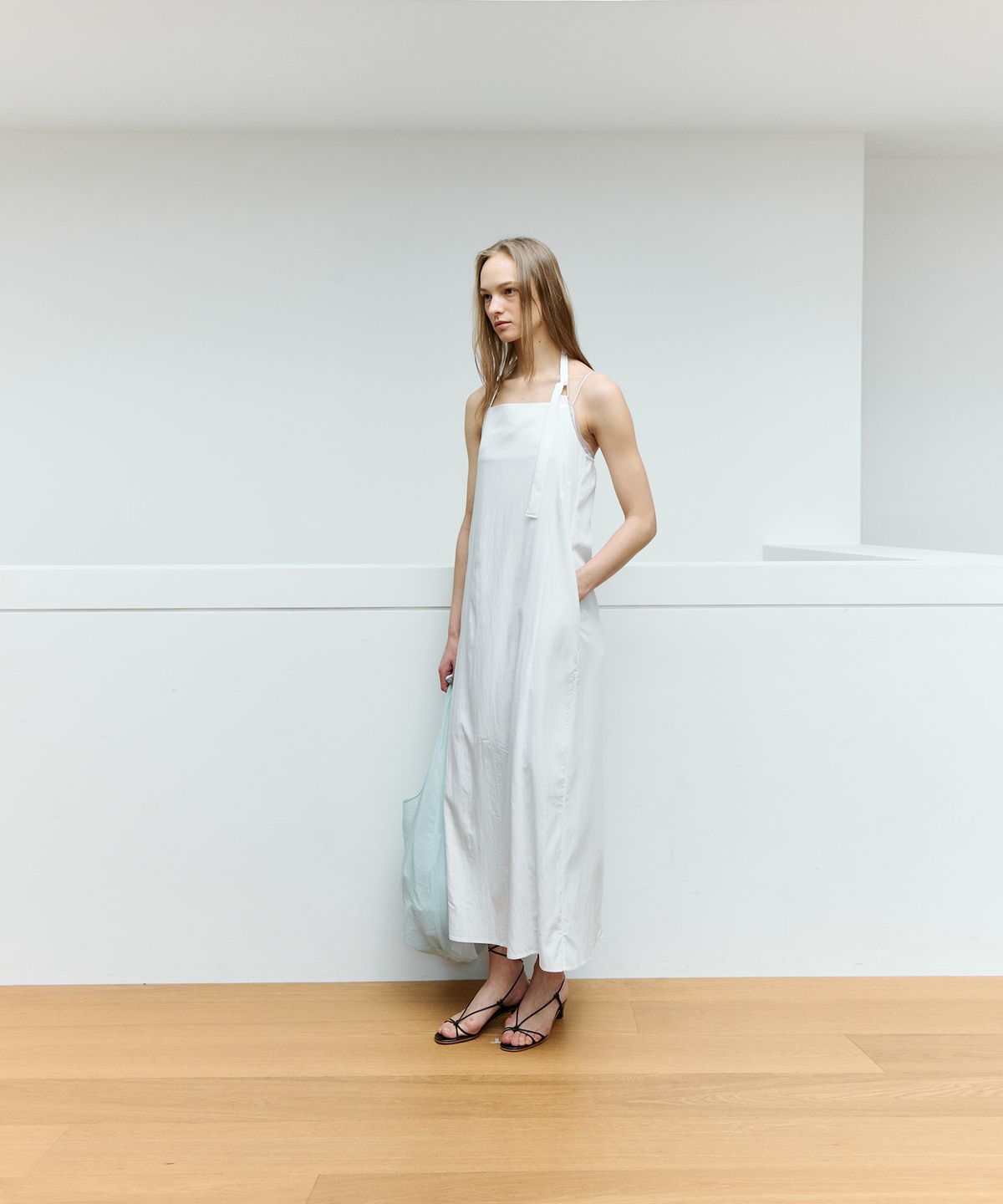 더 릴(THE LILLE) Halterneck Dress_Ivory