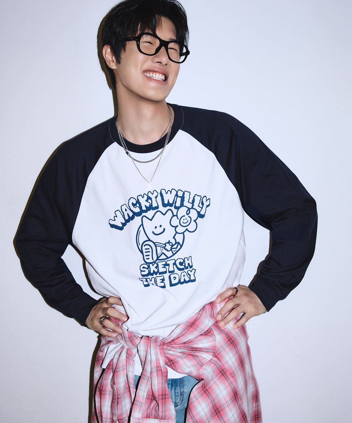 와키윌리(WACKY WILLY) 나글랑 롱슬리브 화이트
