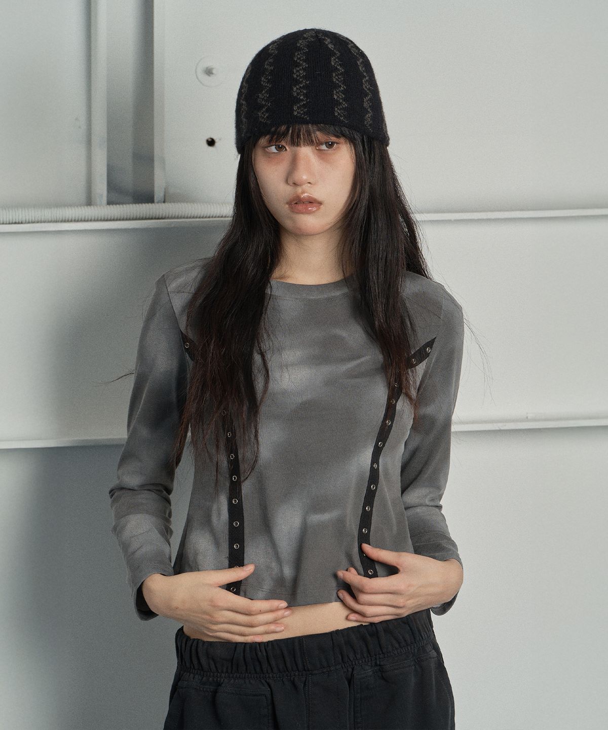 스웨이글로우(SWAYGLOW) 빈티지 다잉 아일렛 티셔츠 Charcoal