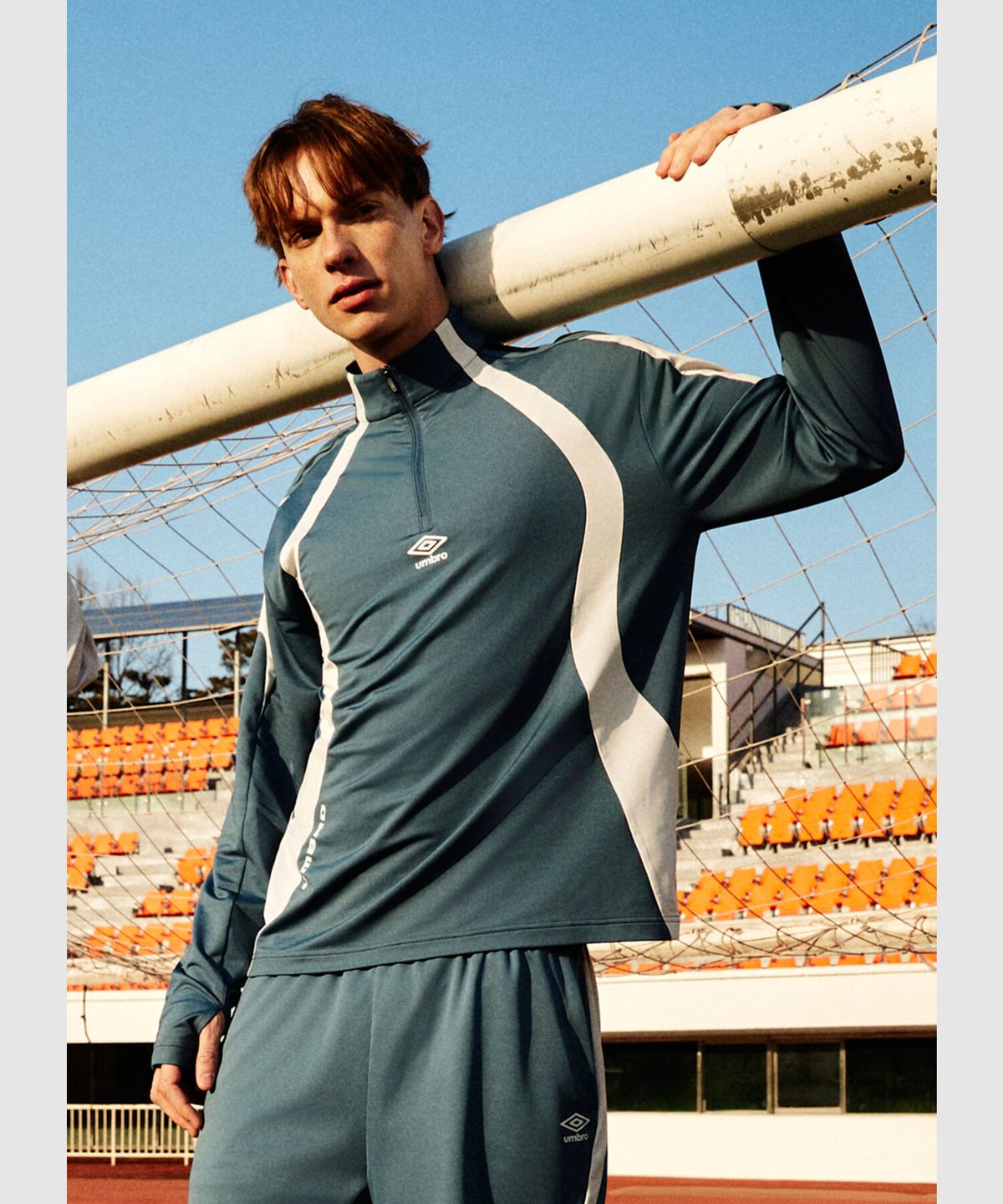 엄브로(UMBRO) PTR 풋볼 트레이닝 하프집업 블루 UR121SFS39