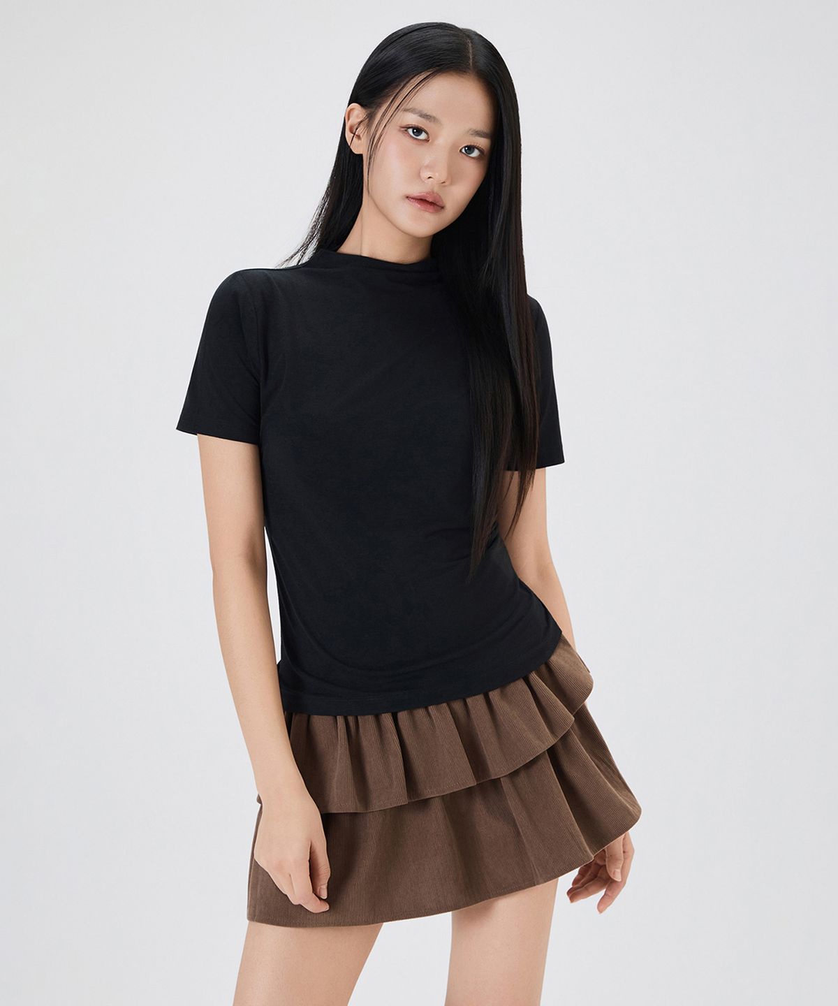 미쏘(MIXXO) 모크넥 반팔 티셔츠_MIWHWG301A