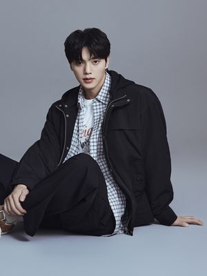 남성 후드 탈부착 하이넥 점퍼_PHG1JP1380