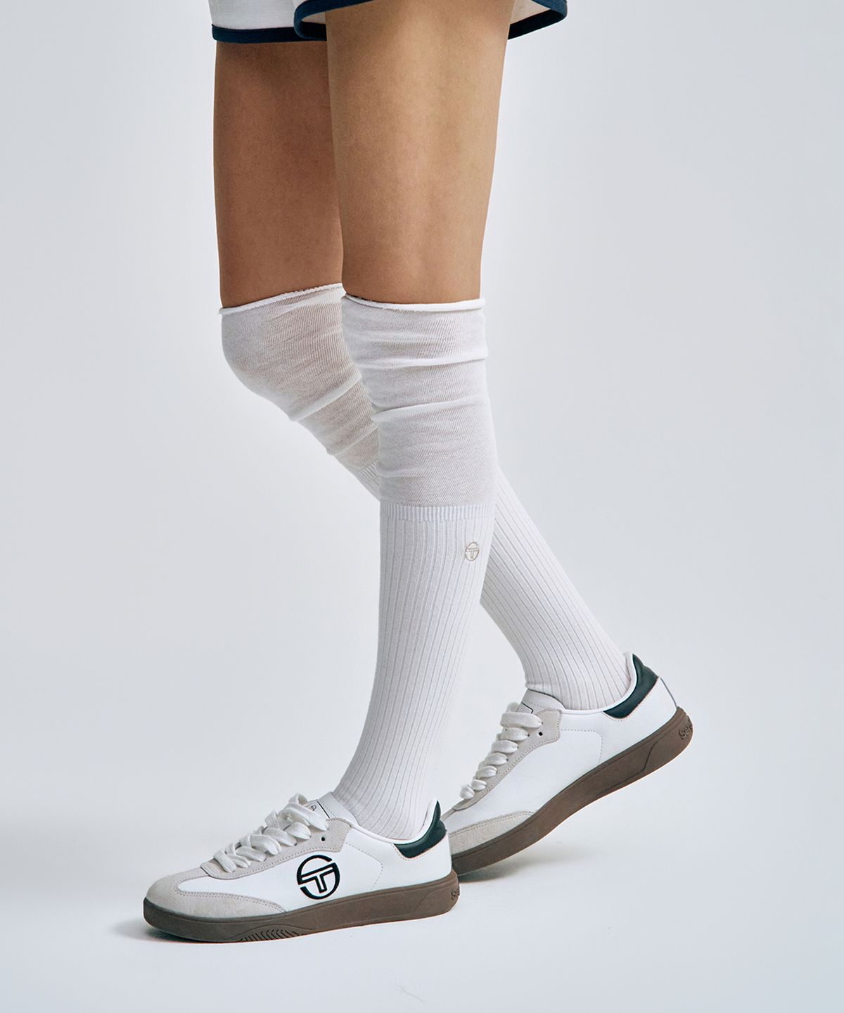 세르지오 타키니(SERGIO TACCHINI) W 서머 셔링 니삭스 (White)