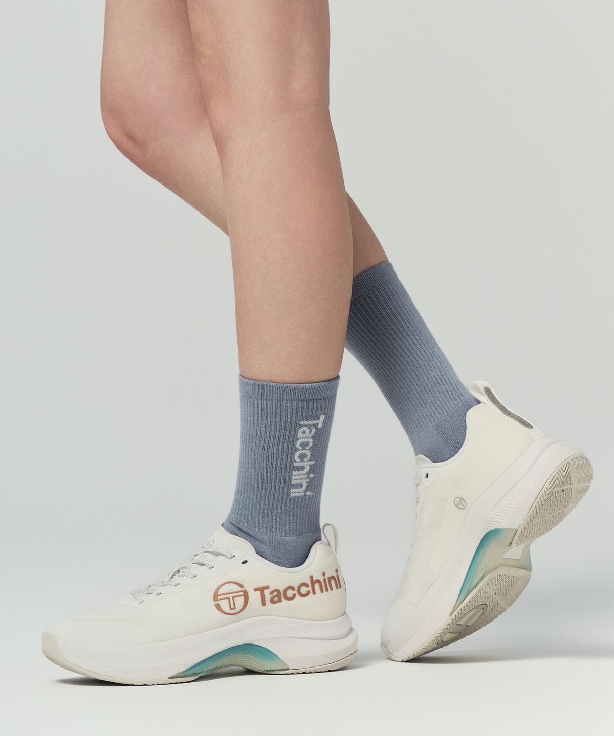 세르지오 타키니(SERGIO TACCHINI) U 백 레터링 크루 삭스 (L.Indigo)