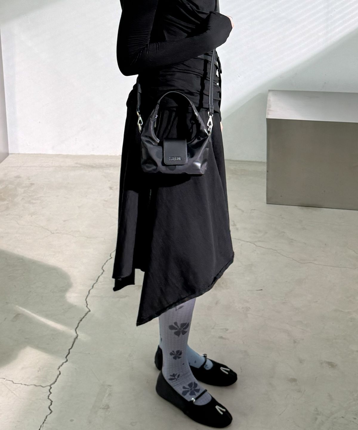 샐볼(SALBOL) PETIT APPEL BAG [DOT]