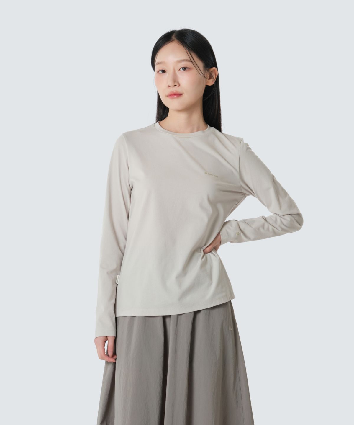 스노우피크 어패럴(SNOWPEAK APPAREL) 퀵드라이 프라임플렉스 여성 긴팔 티셔츠 (S26SWTTL21) Light Beige