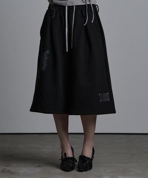 새깅 플레어 버뮤다 팬츠 블랙