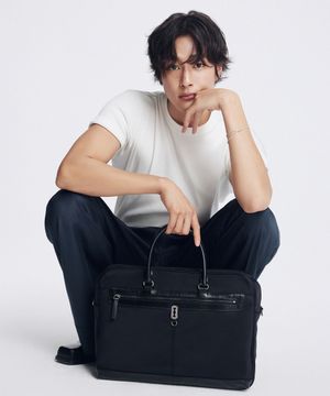 Toque Cabin Crew Big Square Tote L (토크 캐빈 크루 빅 스퀘어 토트 라지) Black