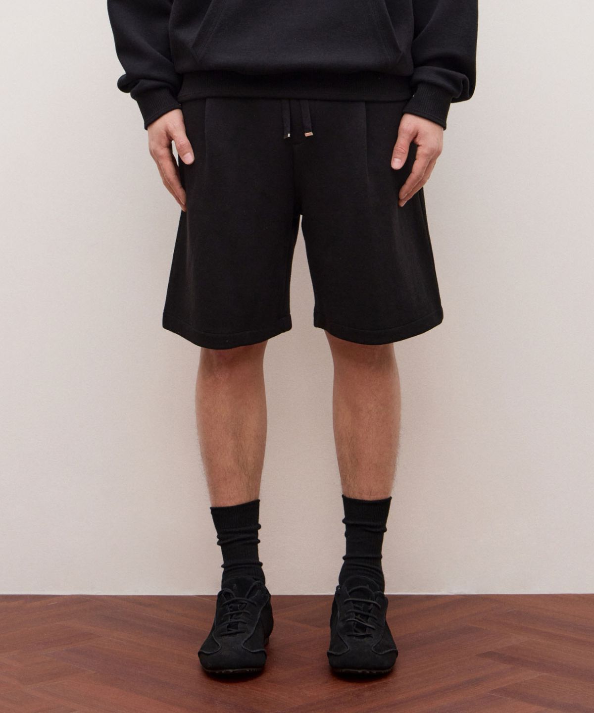 질스튜어트뉴욕 맨(JILLSTUART NEWYORK MEN) [NEW YORK SWEAT] UrbanShell 하프팬츠 - 블랙(JNPA6A803BK)