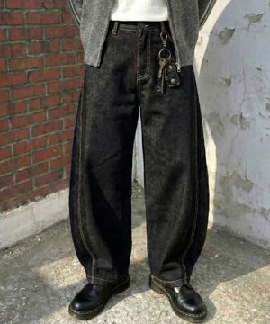 릴렉스 커브드핏 블랙 데님