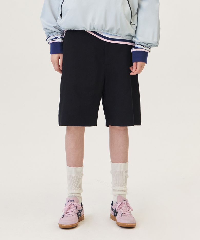 TENDER MIDI SHORTS (BLACK)