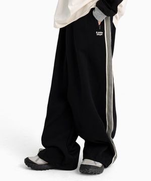 에센셜 트랙 팬츠 Black