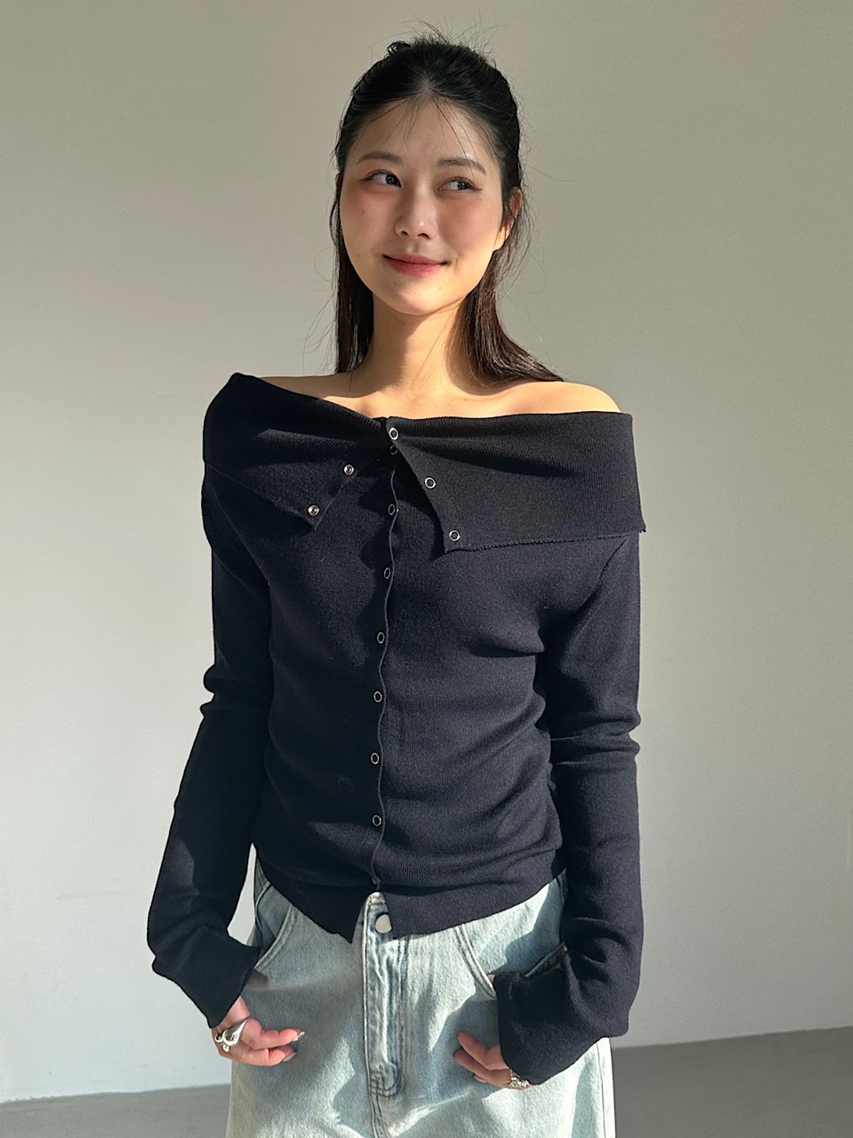 아포엠(APOEM) Neckline Snap Long Sleeve (3C)