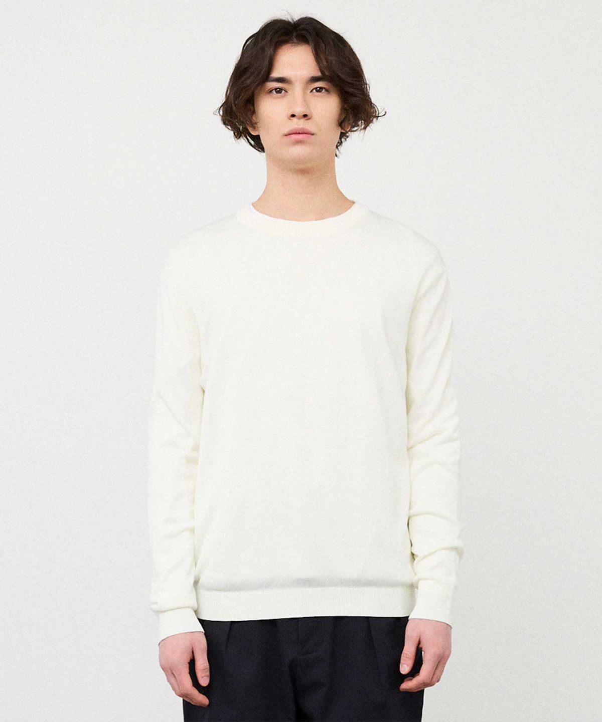 에스티코(STCO) CODIGALLERY 강연소재 라운드 니트 아이보리 (레귤러핏)_CKTVA01NSI