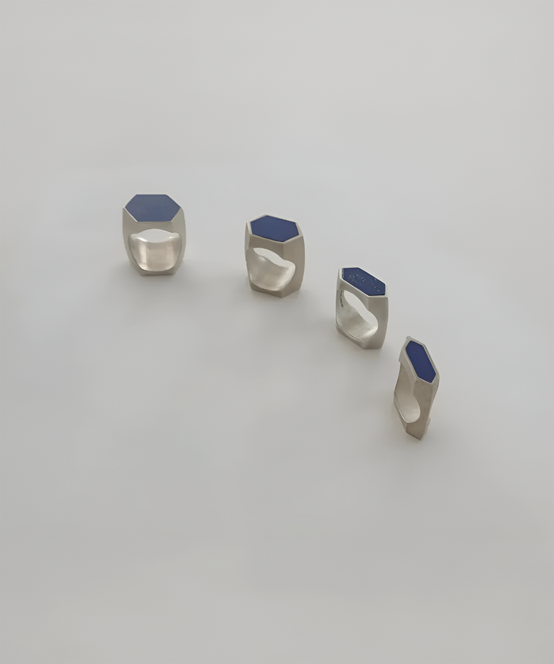EQU  HEX RING [STERLING SILVER] 미니멀 925 실버 링 볼드 포인트 스톤 반지