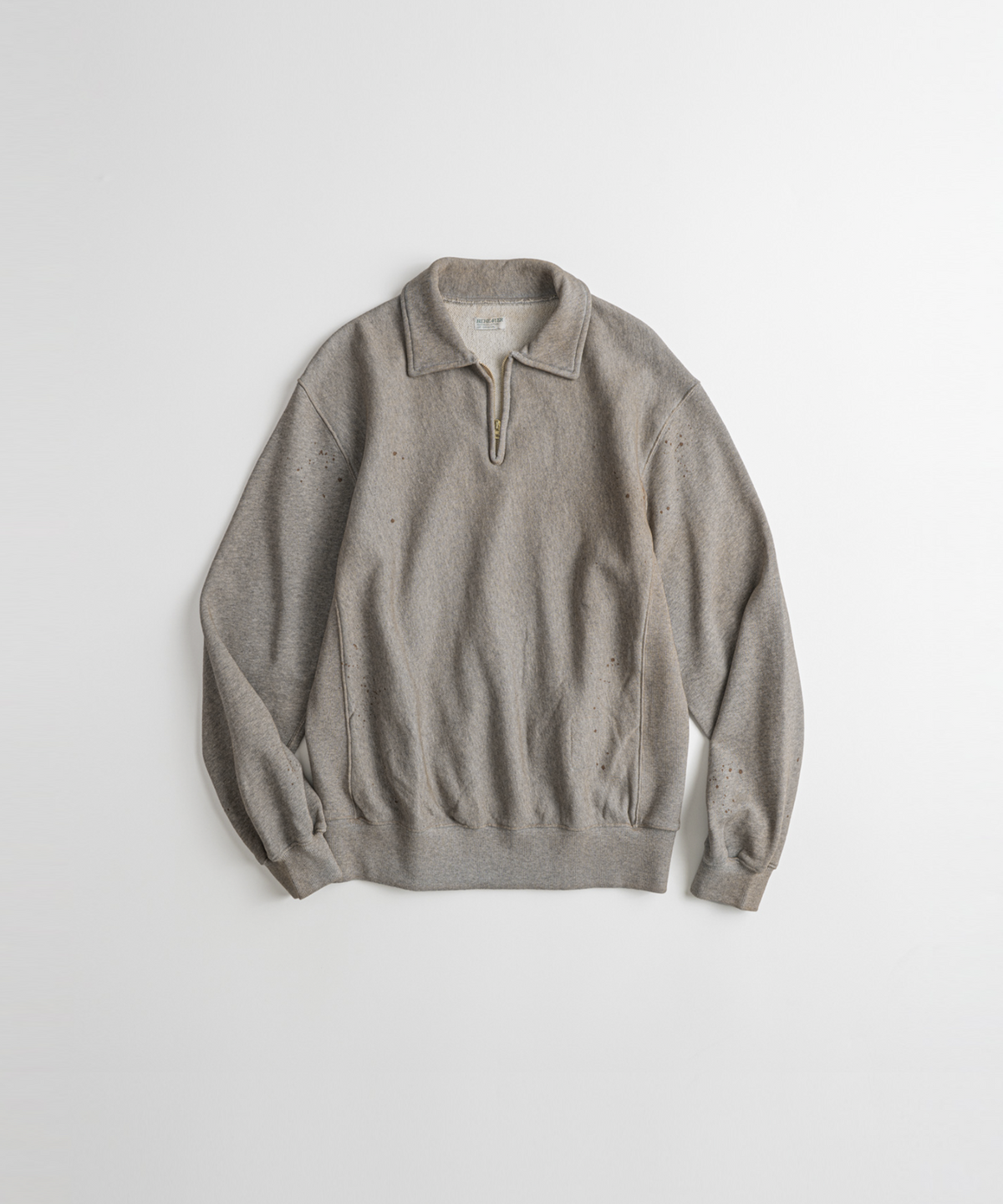 비헤비어(BEHEAVYER) DISTRESSED QUARTER ZIP SWEAT dust grey