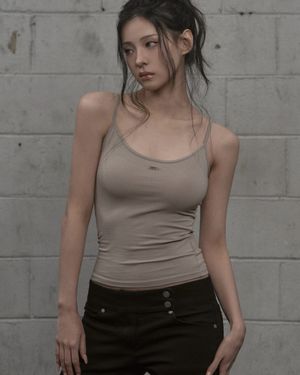 Muted Core Sleeveless (beige)