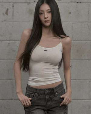 Muted Core Sleeveless (white)