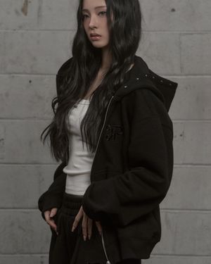 Steel Stud Hood Zip-Up (black)