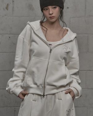 Steel Stud Hood Zip-Up (white)