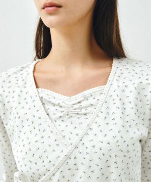플라워 아일렛 랩 긴팔 티셔츠 화이트 MDTS086WHITE