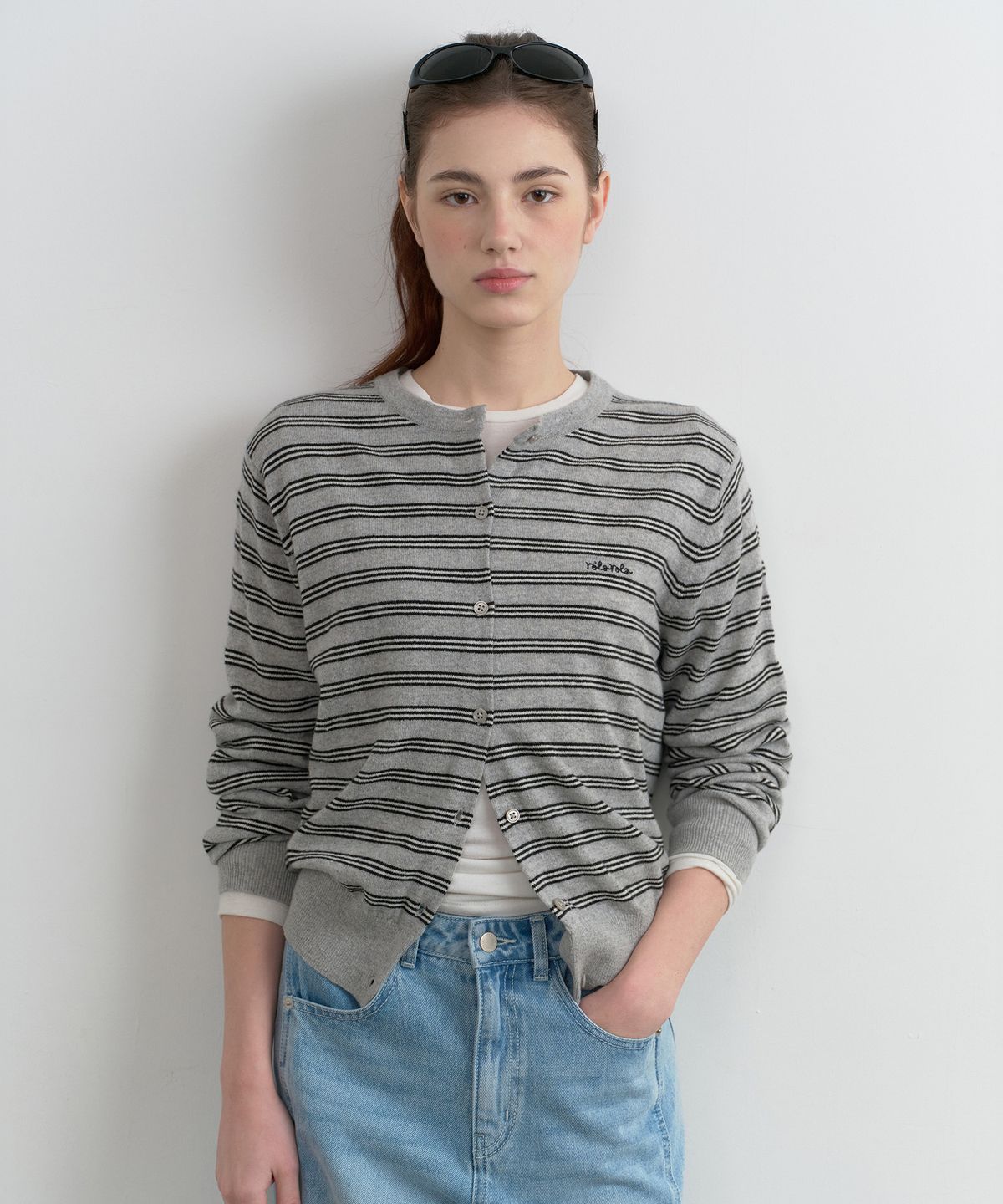 로라로라(ROLAROLA) STRIPE KNIT CARDIGAN GRAY