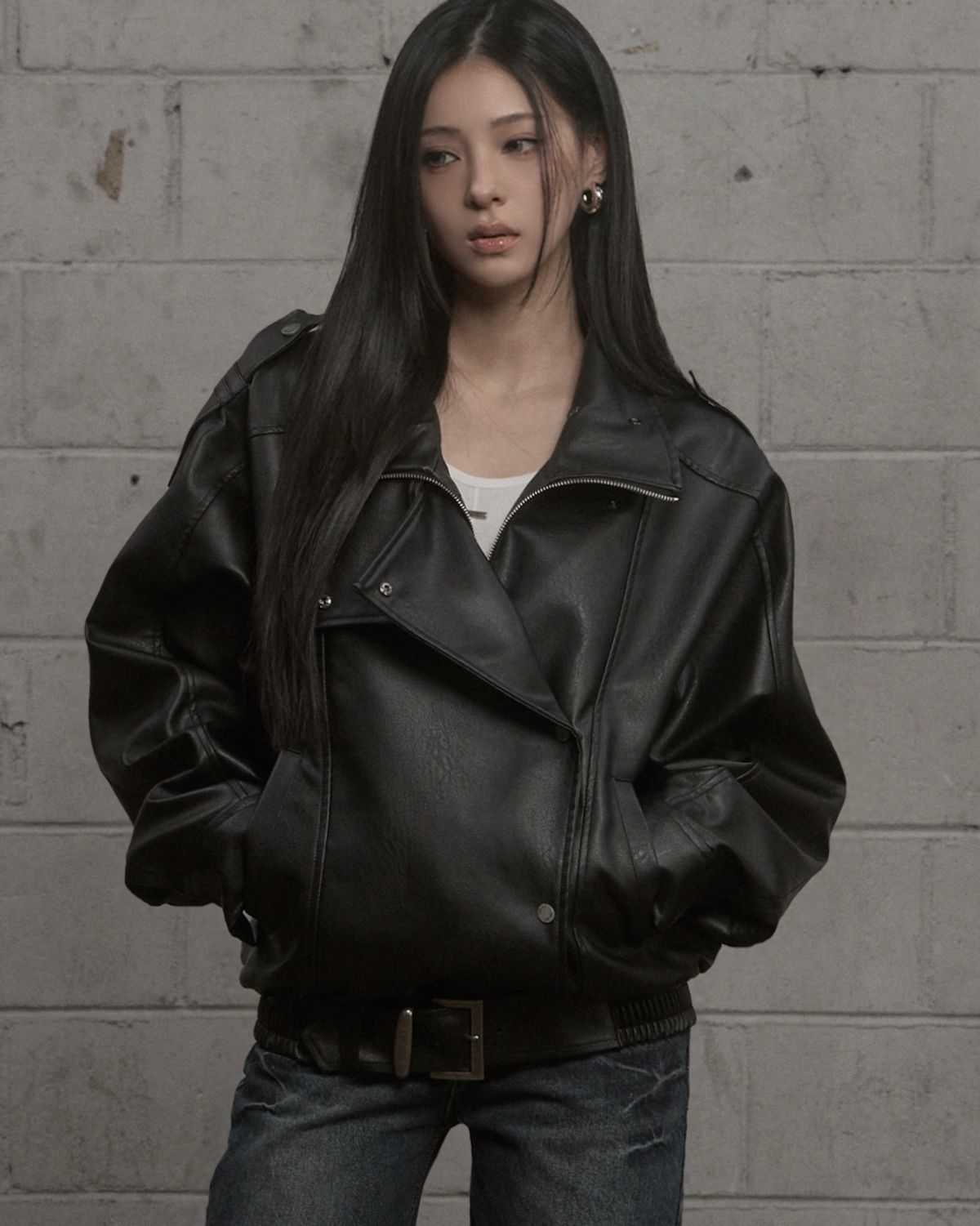 카키포인트(KHAKIPOINT) Structured High-Neck Leather Jacket (black)