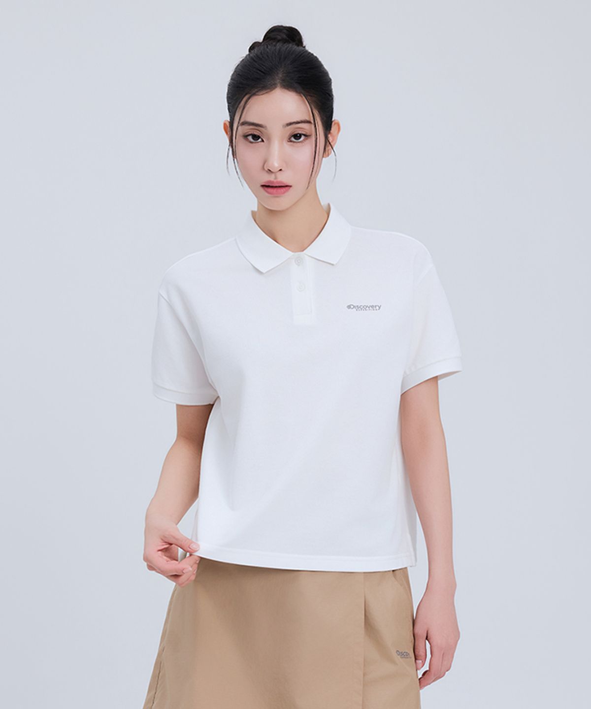 디스커버리 익스페디션(DISCOVERY EXPEDITION) 여성 세미크롭 카라티 (WHITE)