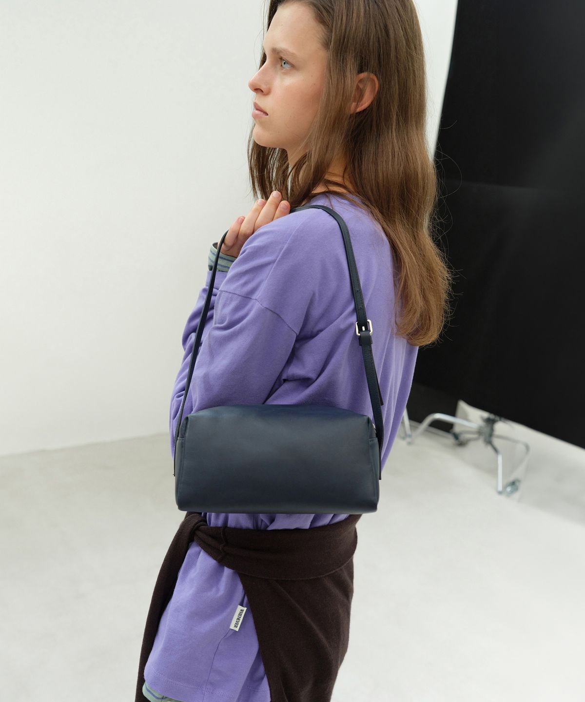 르바(LEVAR) Classic Box Shoulder Bag - Blueberry Navy