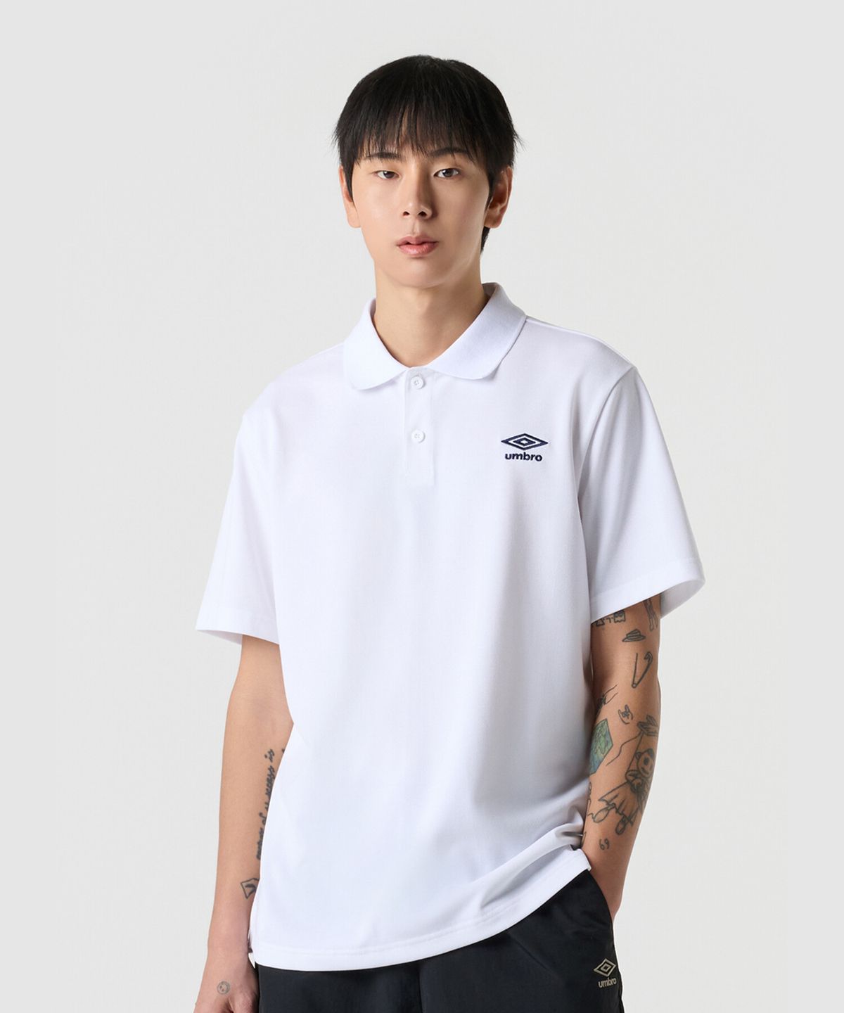 엄브로(UMBRO) 에센셜 카라 반팔 티셔츠 화이트 UR123CTS39
