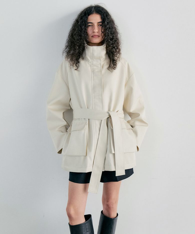 SAFARI HIGH NECK POCKET JACKET - LIGHT BEIGE