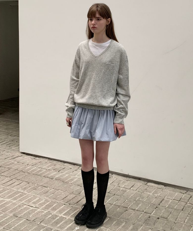 Roe V-Neck Knit - Light Grey