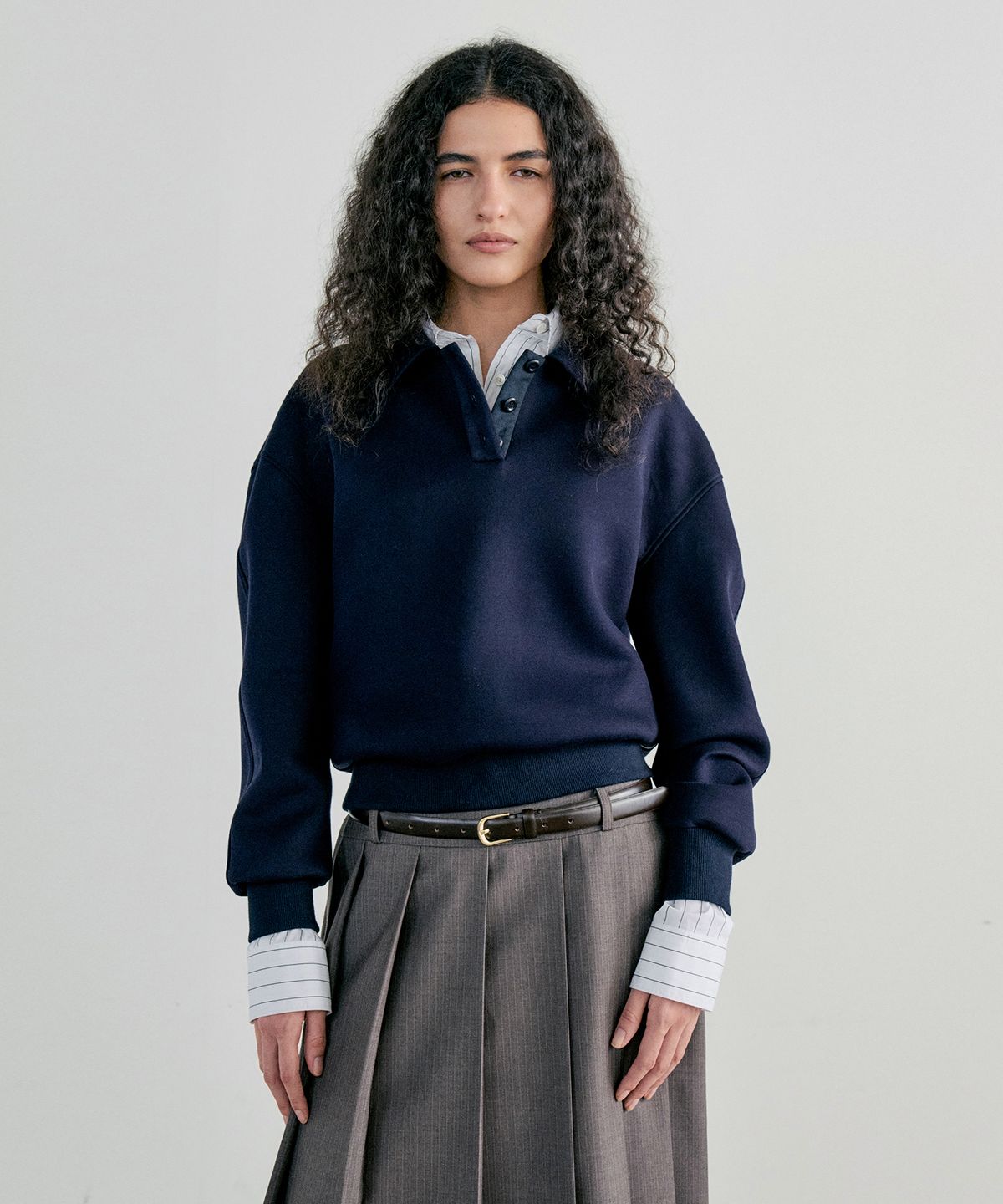 노티아(NOTIA) PK COLLAR SWEATSHIRT - NAVY